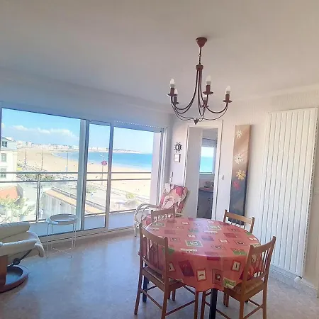 Type 2 Avec Balcon Et Parking - - Fr-1-331-216 *