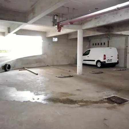 Type 2 Avec Balcon Et Parking - - Fr-1-331-216 *