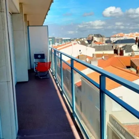 Apartment Type 2 Avec Balcon Et Parking - - Fr-1-331-216 Les Sables-dʼOlonne