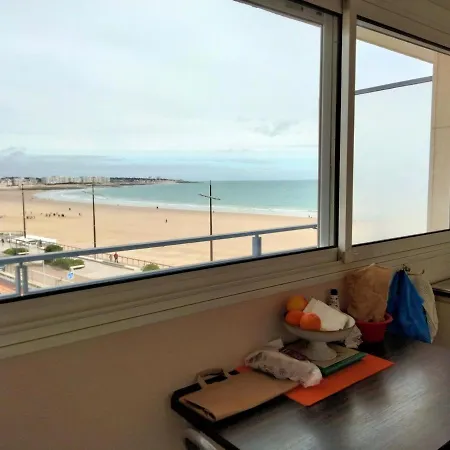 Type 2 Avec Balcon Et Parking - - Fr-1-331-216